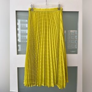 Banana Republic Chartreuse pleated midi skirt
